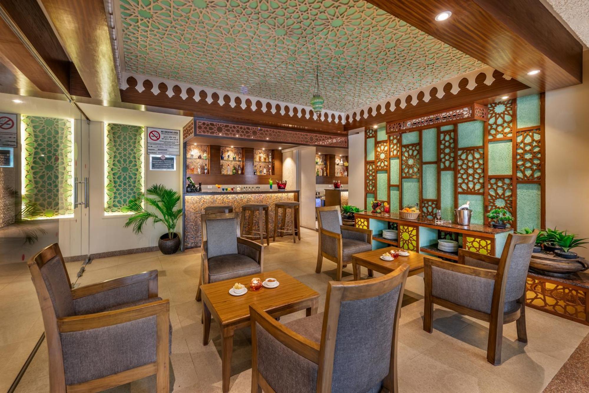 Rio Boutique Hotel Candolim Exterior photo