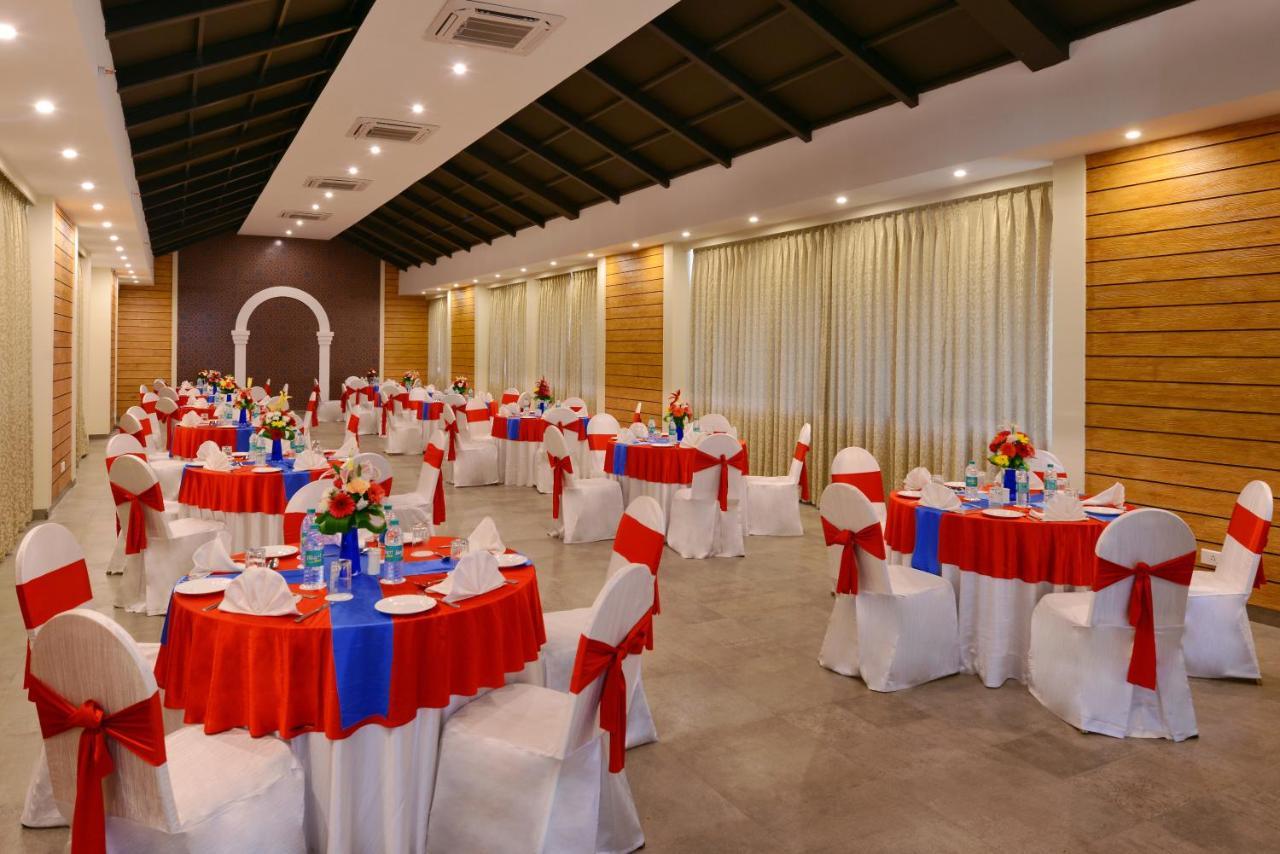 Rio Boutique Hotel Candolim Exterior photo