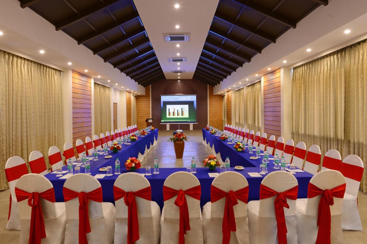 Rio Boutique Hotel Candolim Exterior photo
